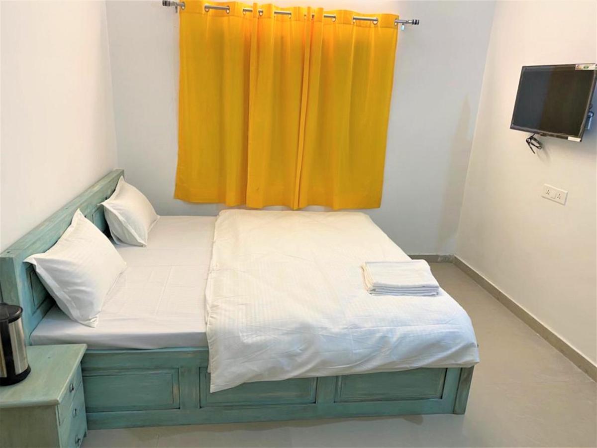 Shikhar Bunglow - A Stunning Valley View Bungalow In Mount Abu Bed & Breakfast Екстериор снимка