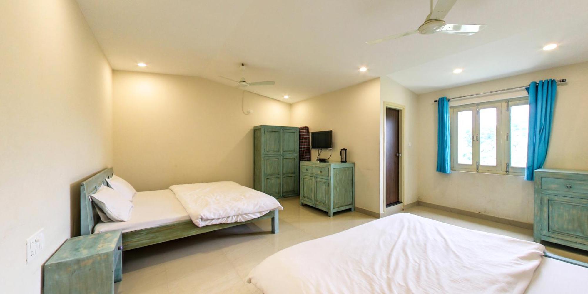 Shikhar Bunglow - A Stunning Valley View Bungalow In Mount Abu Bed & Breakfast Екстериор снимка